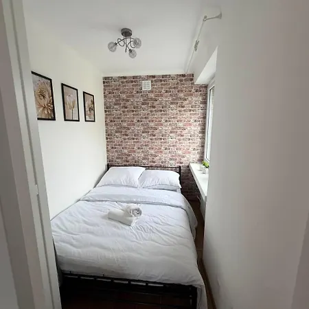 Homely By Bookinghost Apartment *