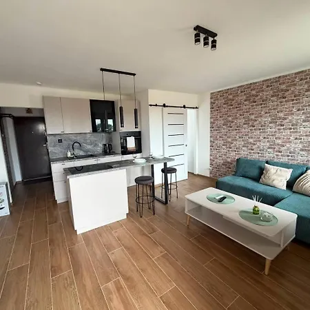 Apartment Homely By Bookinghost