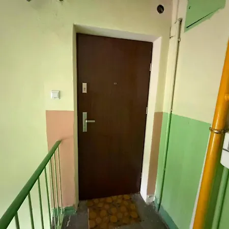 Apartment Homely By Bookinghost