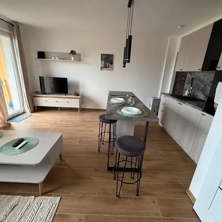 Homely By Bookinghost Apartment